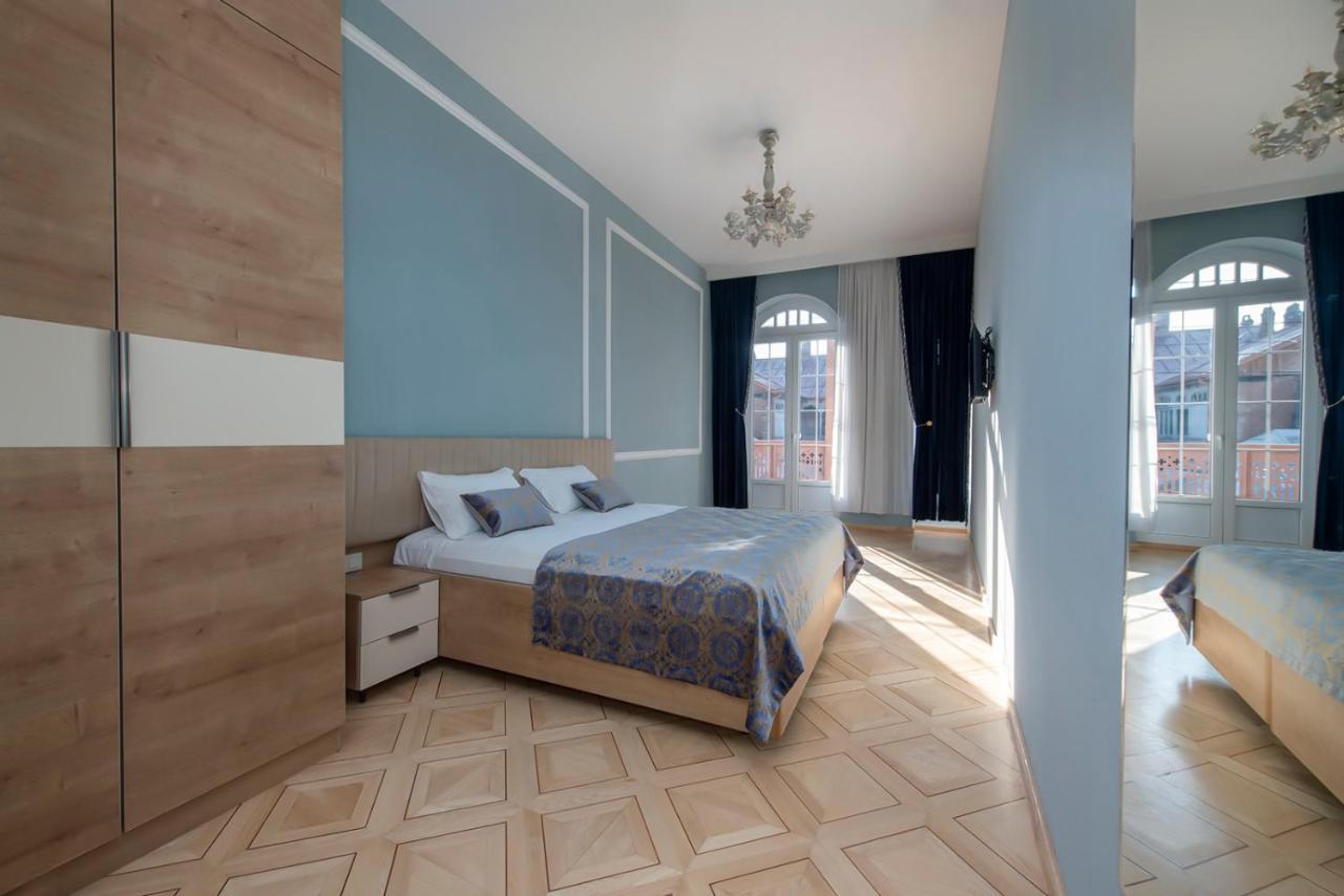 Hotel Solo Тбилиси Экстерьер фото