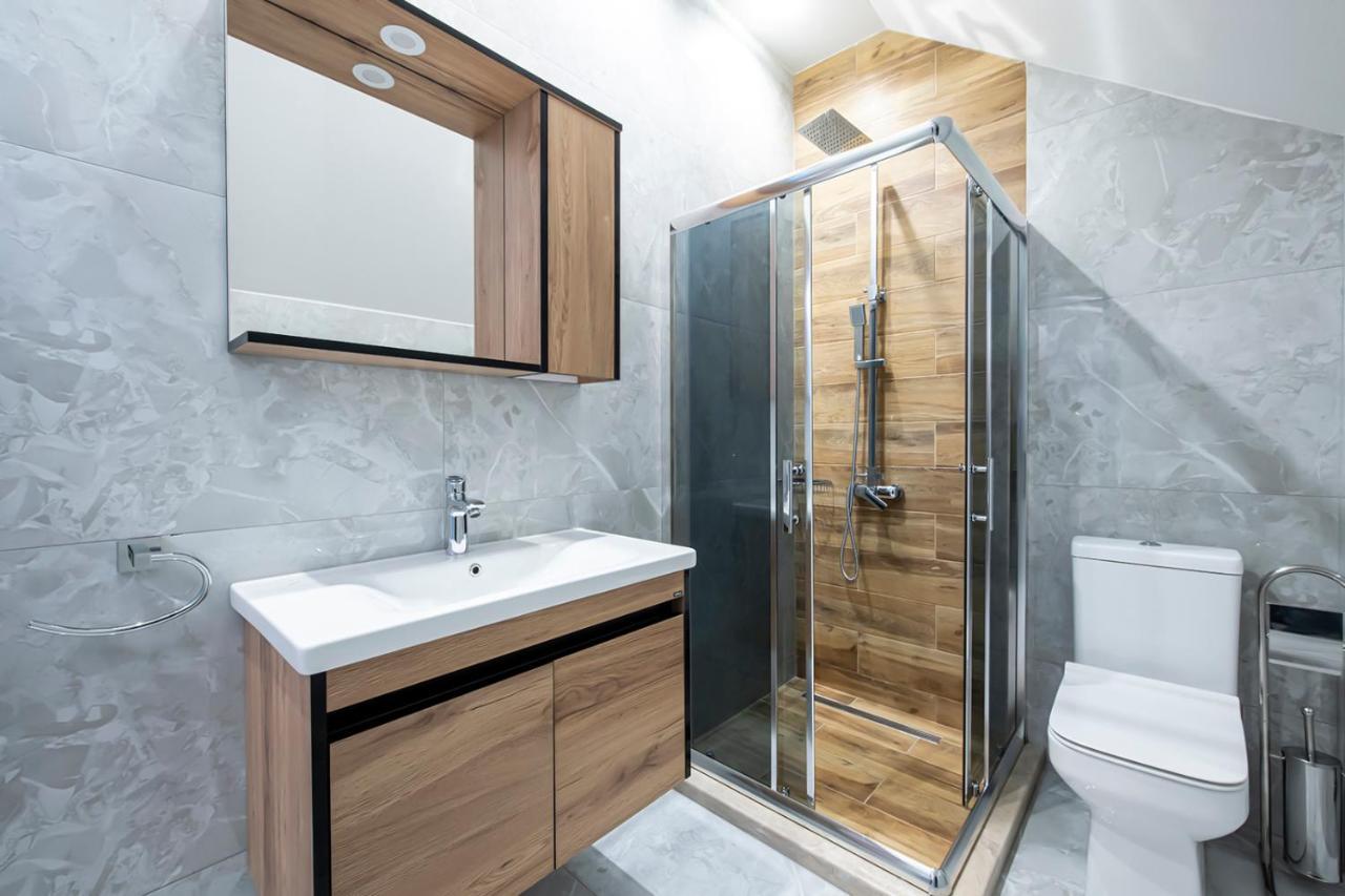 Hotel Solo Тбилиси Экстерьер фото