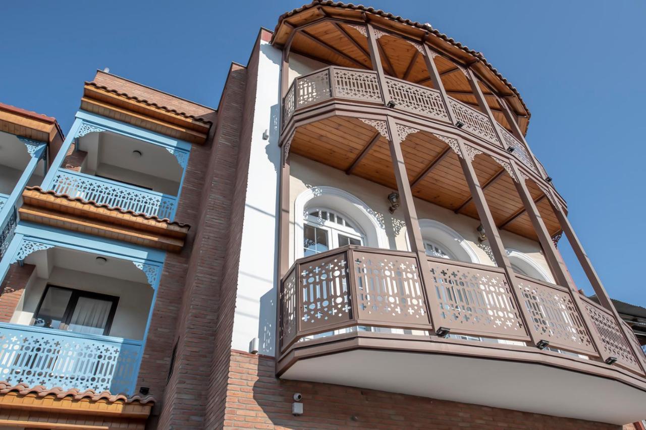 Hotel Solo Тбилиси Экстерьер фото